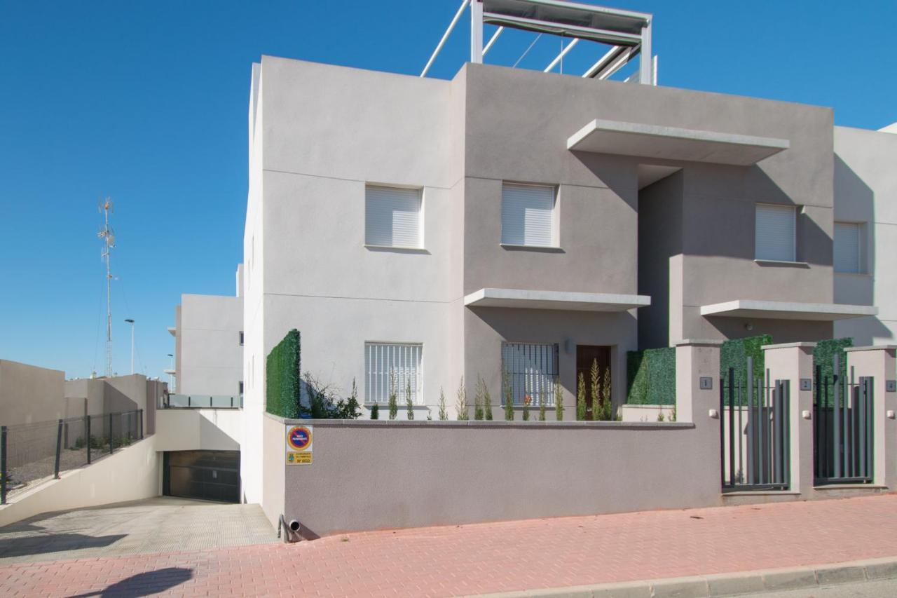 059 Luxury Bungalow - Ac/Wifi Torrevieja Eksteriør bilde